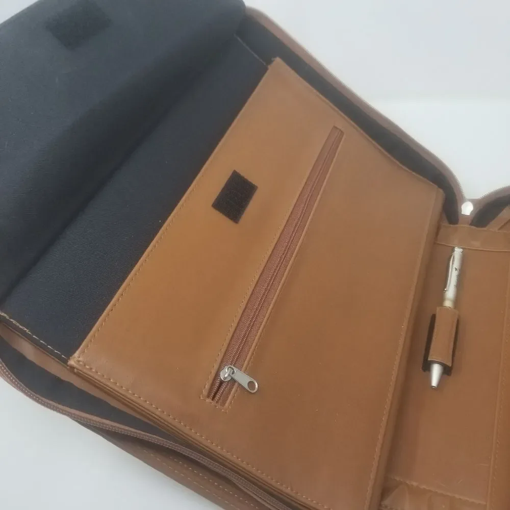 Worldmark By Trendwest Camel Brown Faux Leather Binder Portfolio Laptop Case